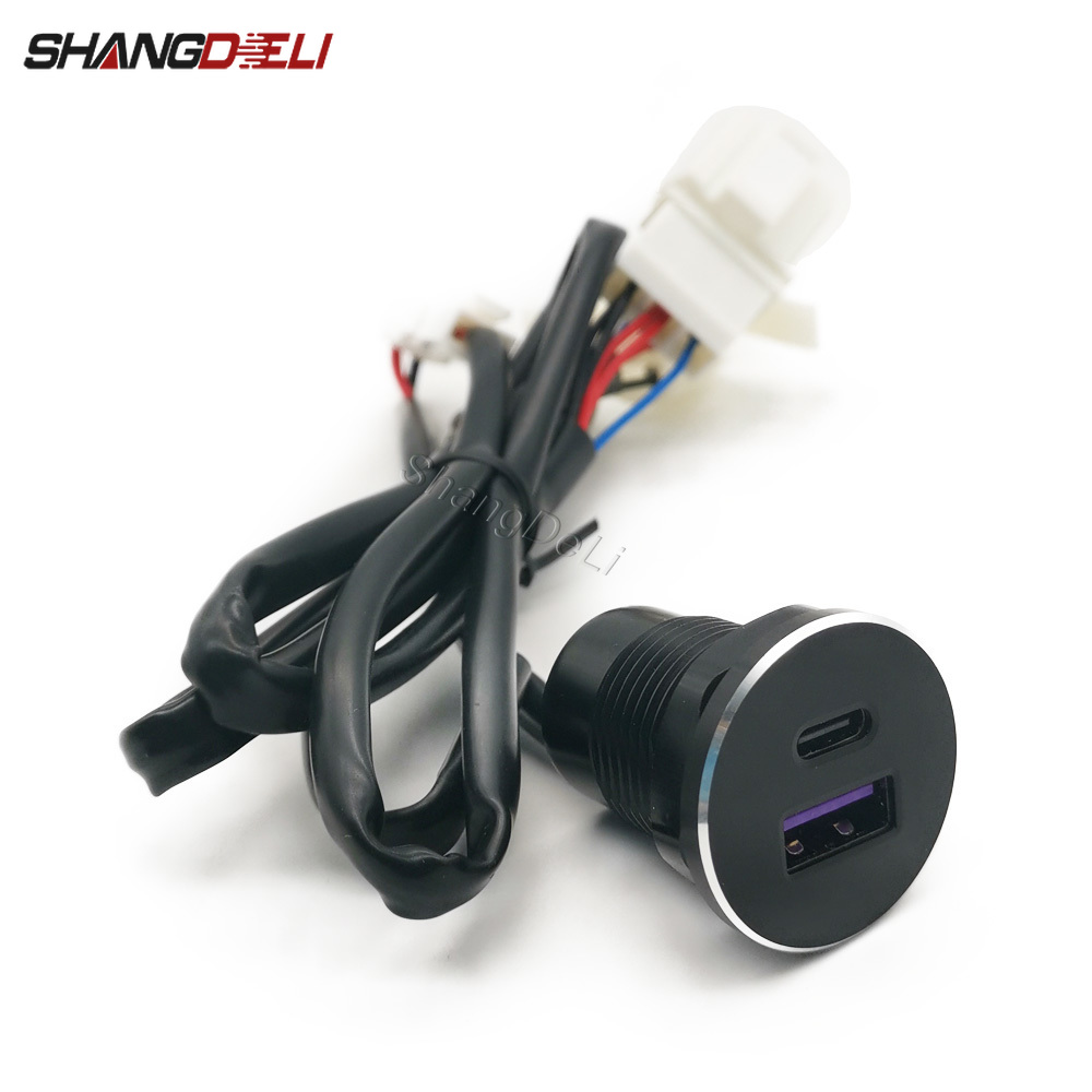 Usb C Hub - Caricatore USB Doppio per Auto con