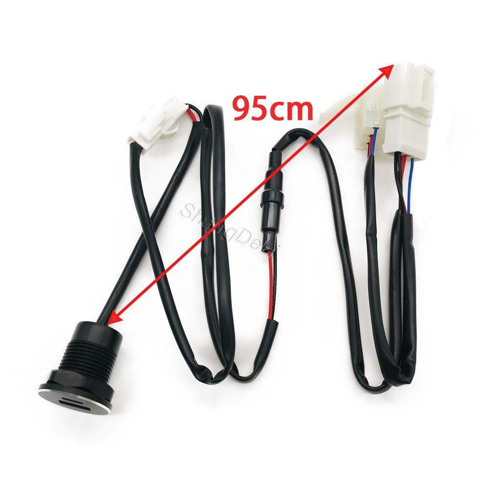 Caricatore USB Doppio per Auto - Usb C Hub recensione e prezzo